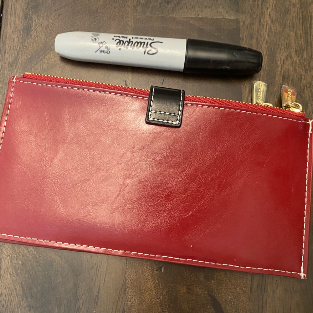 AnDoilt Red Wallet with Black Accent - Picture 4 of 7